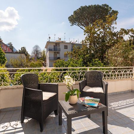 Yourhome - Villa Sorrento Meta Exterior photo